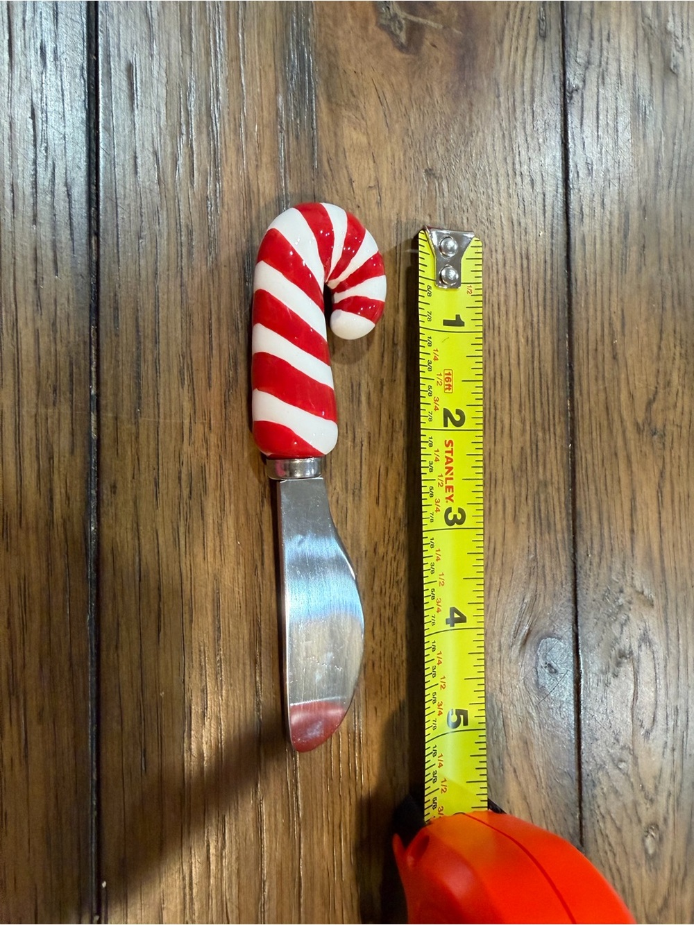 Tag Red and White Candy Cane Butter Knife - Picture 5 of 5